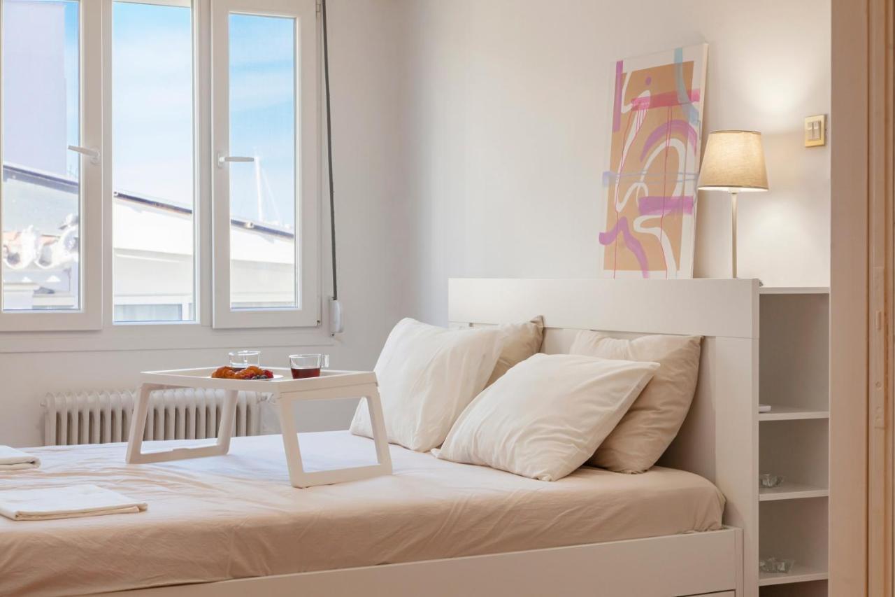 Marina Zeas Apartment بيرايوس المظهر الخارجي الصورة